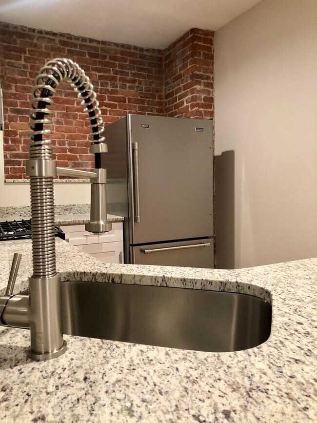 Photo - 157 Harding St Unit 205