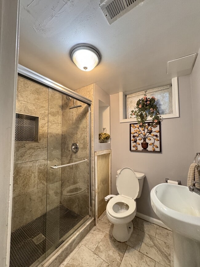 Photo - 3826 Greenridge Dr