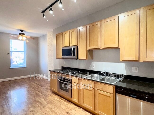 Photo - 1714 S Tucker Blvd Unit B