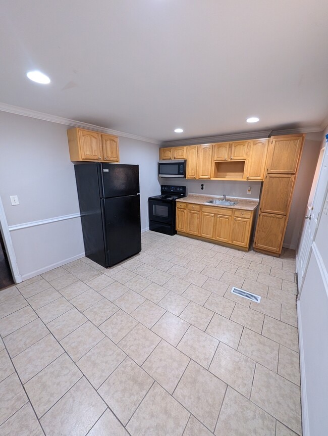 Photo - 3831 Shannon Dr