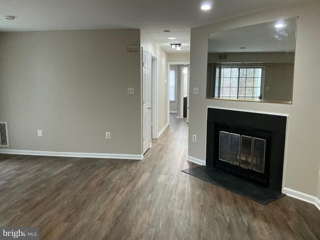 Photo - 2020 Alice Ave Unidad 2020-204