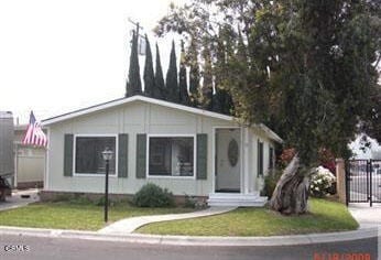 Photo - 975 W Telegraph Rd