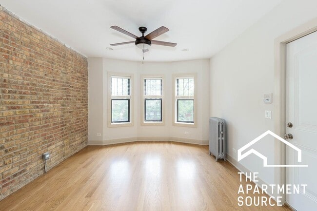 Photo - 4602 N Winchester Ave Unit 2E