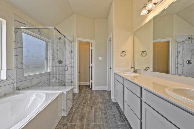 Photo - 11927 Champion's Frst Dr