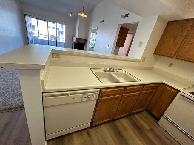 Photo - 934 Acapulco Ct