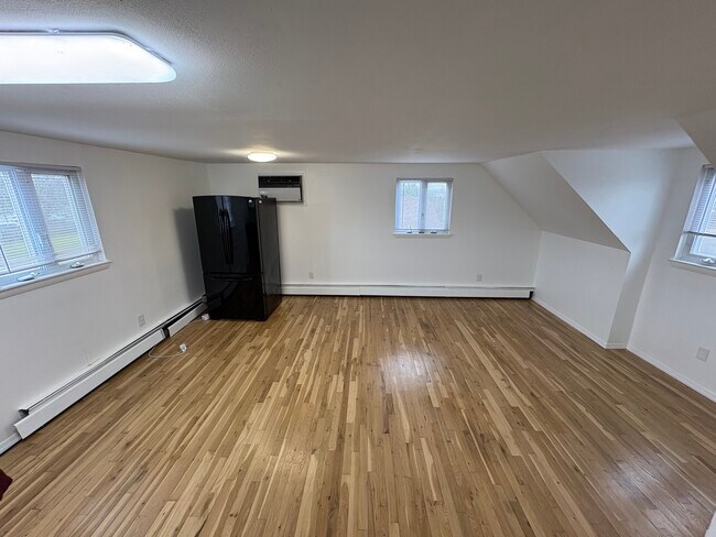 Photo - 221 E Hoffman Ave Unit 1