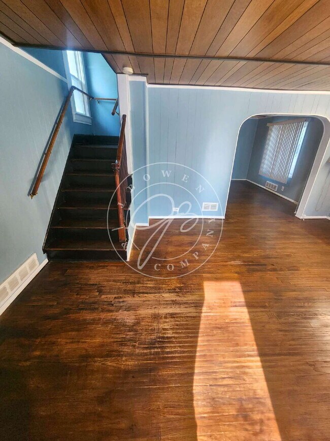 Photo - 2 bed 1 bath in West Toledo!