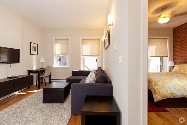 Building Photo - 304 Newbury St Rental