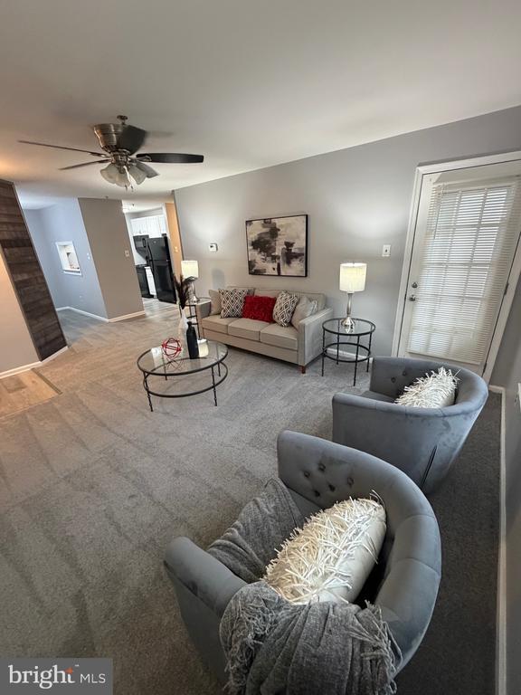 Photo - 102 Stonehurst Ct