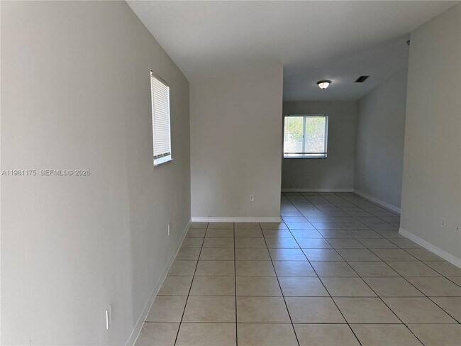 Photo - 2920 SE 13th Rd Unit 201-45