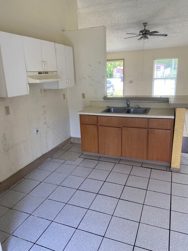 Photo - 1234 23rd St Unidad 1234  1