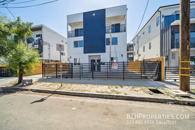 Photo - 5653 Case Ave Apartment Unit 5653 1/2