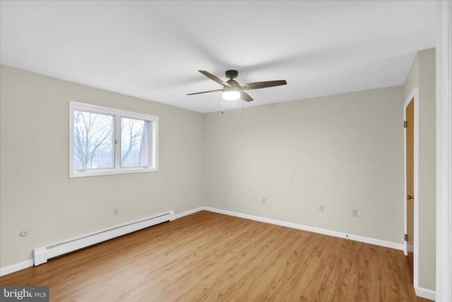 Photo - 1613 Shoey Rd Unit APT-A