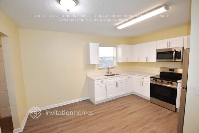 Photo - 7645 NW 32nd Pl
