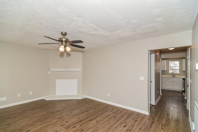 Photo - 104 River Bend Rd