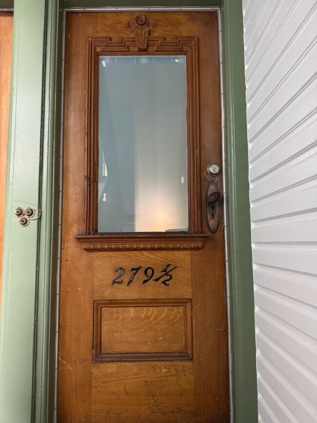 Photo - 279 1/2 Clinton Park