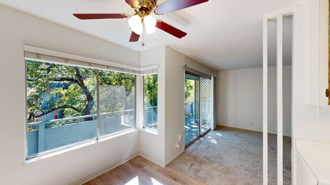 Photo - 823 Las Gallinas Ave Unit 305
