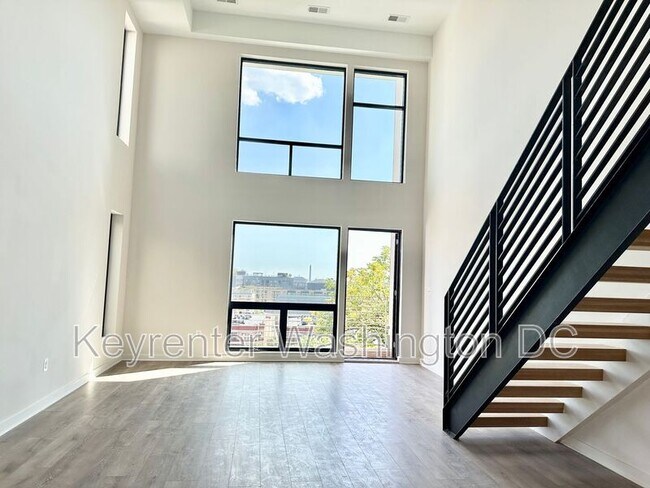 Photo - 1460 Belmont St NW Unit NW 303