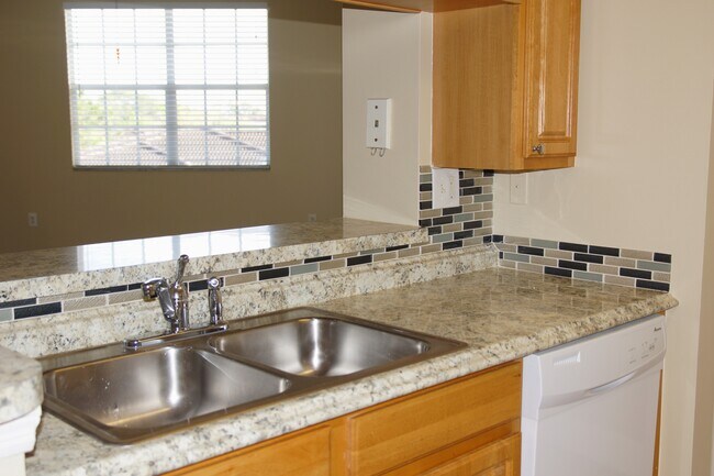 Photo - 5500 Bentgrass Dr Unit 303