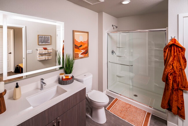 Bathroom - The Overlook at Keystone Canyon
