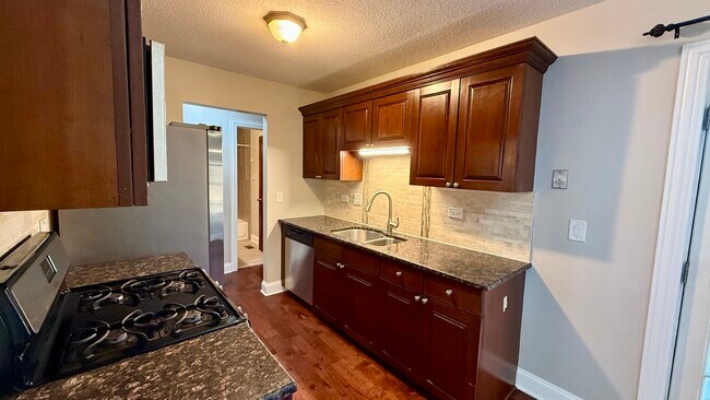 Photo - 785 Clearwood Ct