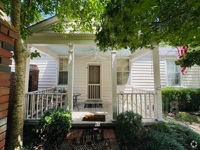 Building Photo - 68 1/2 Ashley Avenue Rental