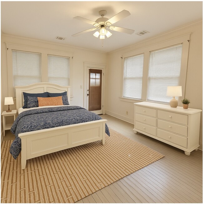 Photo - 2433 Palmer Ave