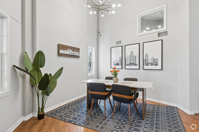 Clubhouse - Latitude 72