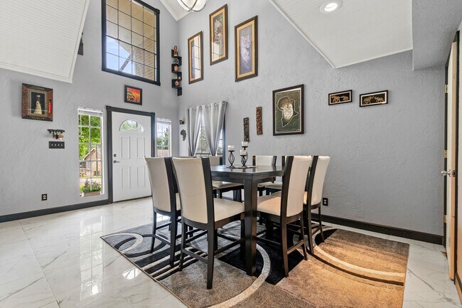 Photo - 20 Clearview