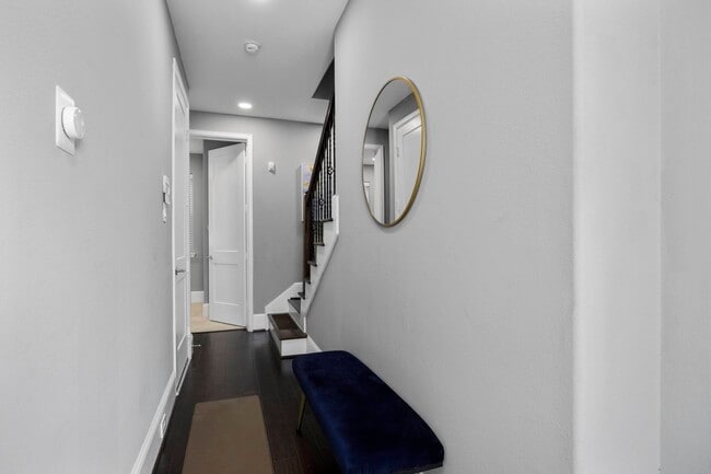 Photo - 2120 Genesee St