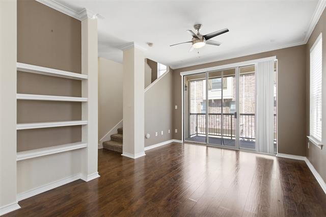 Photo - 2113 Grove Park Ln