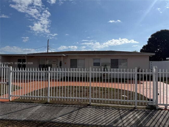 Photo - 18501 NW 30th Ave