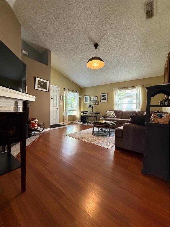 Photo - 9941 Red Clover Ave