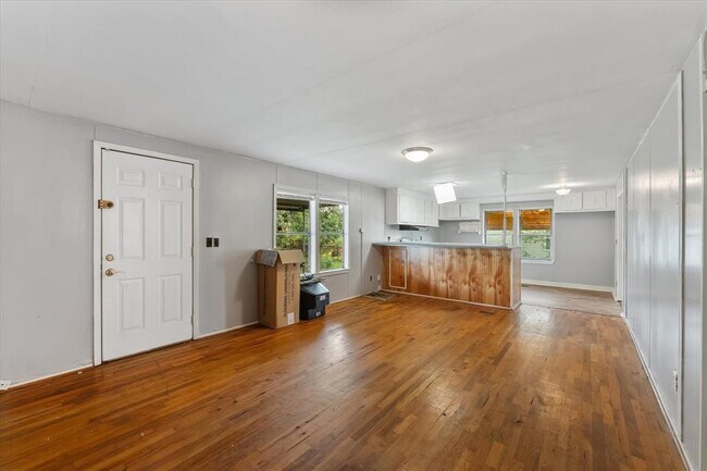 Photo - 606 N Pine Hill St Casa