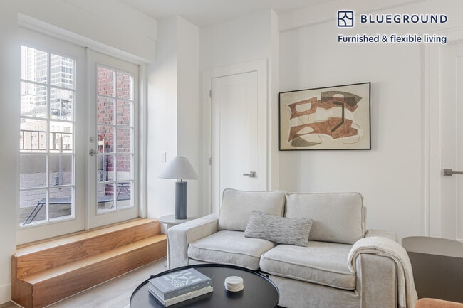 Building Photo - 138 E 38th St Rental