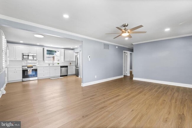 Building Photo - 343 Sugartown Rd Unit A Rental