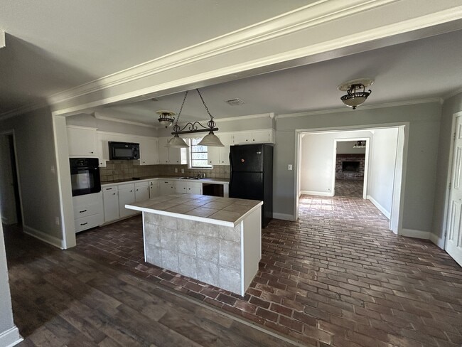 Photo - 3218 Seminole Dr