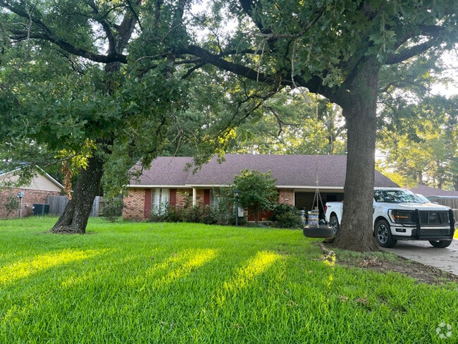 Building Photo - 211 Harvest Ln Rental