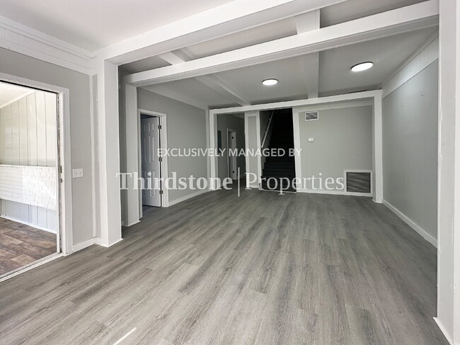Photo - 856 W Palm Ave