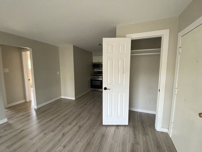 Photo - 200 Spruce St Unit 10