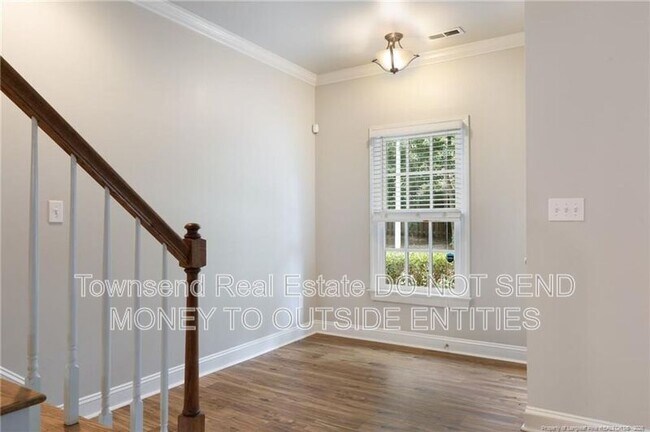 320 Glenburney Dr