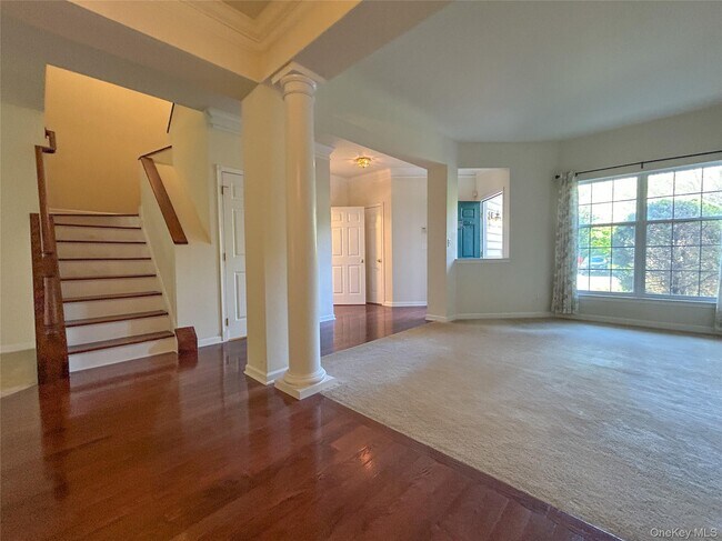 Photo - 1063 Dutcher Dr