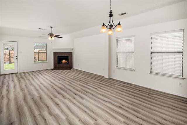 Photo - 2417 Eisenhower Dr