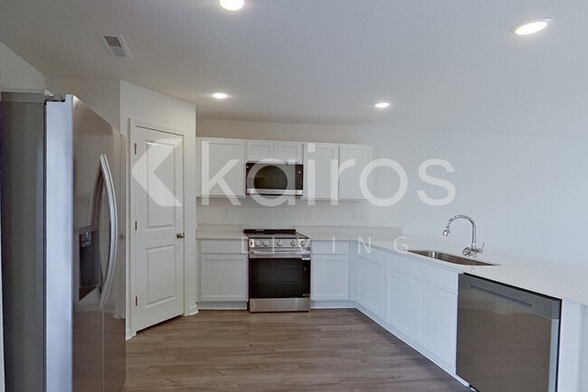 Photo - 7020 Moss Creek Way