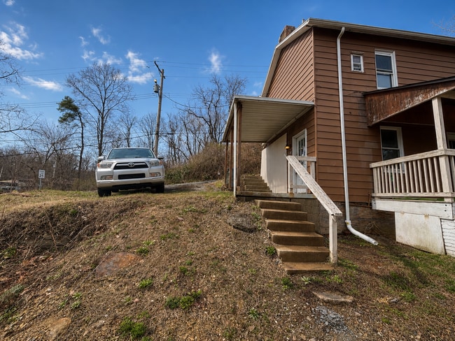 Photo - Jump into June and Own Your Own Home with our Summer Savings Spectacular!! - Lease-to-Own Opport...