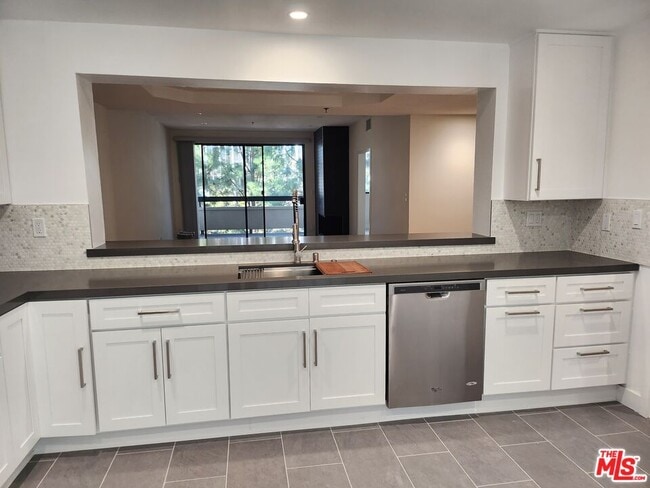 Photo - 2122 Century Park Ln Unidad 213