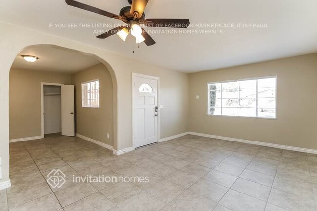 Photo - 1649 E 1st St