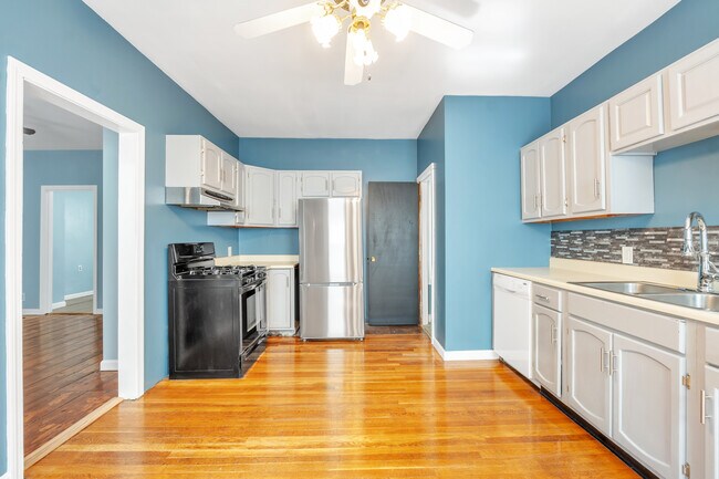 Photo - 28 Institute St Unit 1