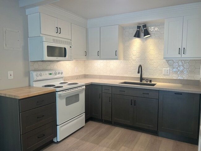 Photo - Newly Remodeled Condo on Capitol Hill - Close to UW