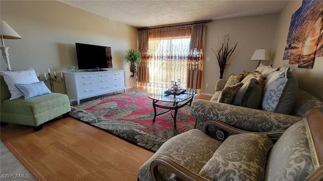 Building Photo - 2366 E Mall Dr Unit 519